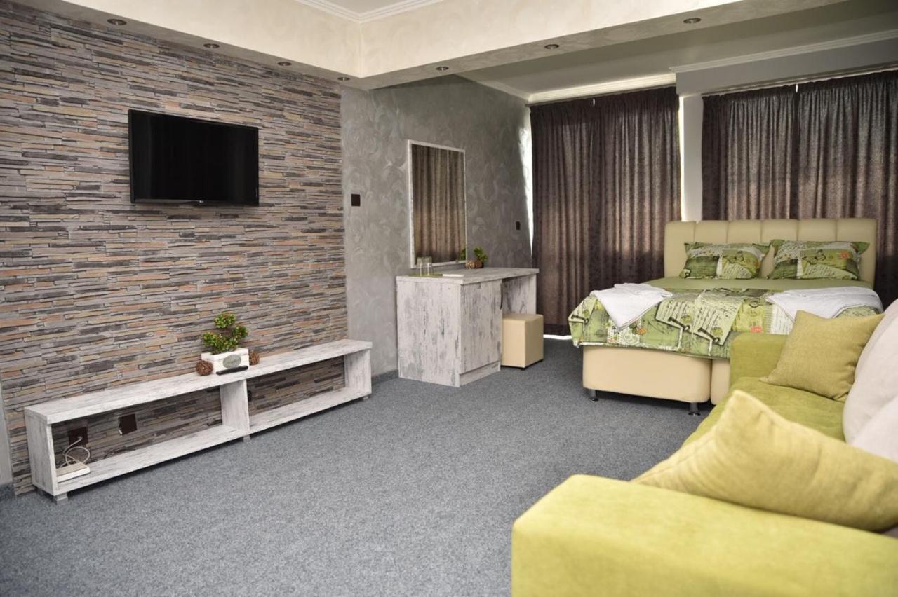 Studios Amigo Veliko Tárnovo Exterior foto